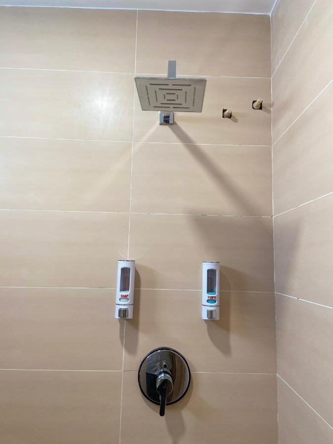 Le Shiv Executive Suite เธนี ภายนอก รูปภาพ